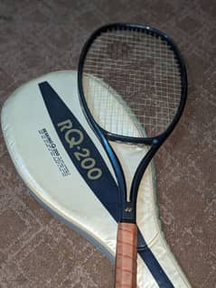 Yonex