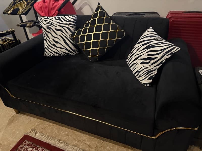 Black 6-Seater Sofa Set with Centre Table 2