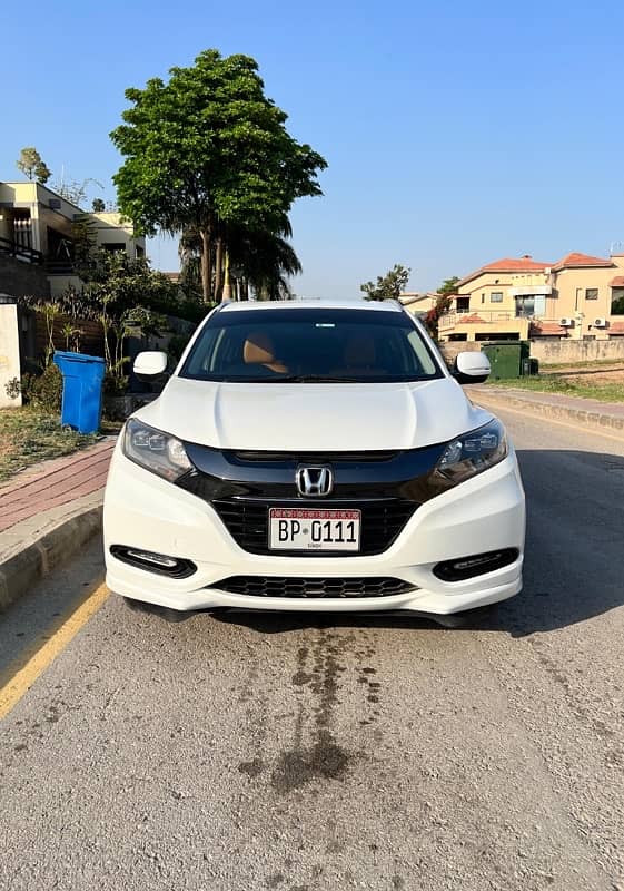 Honda Vezel 2016 1