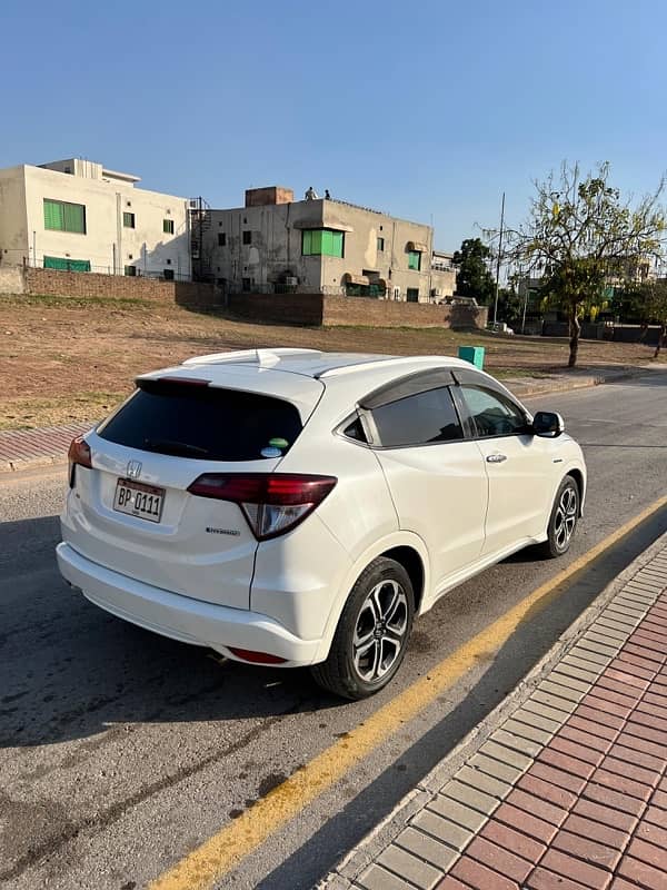 Honda Vezel 2016 3