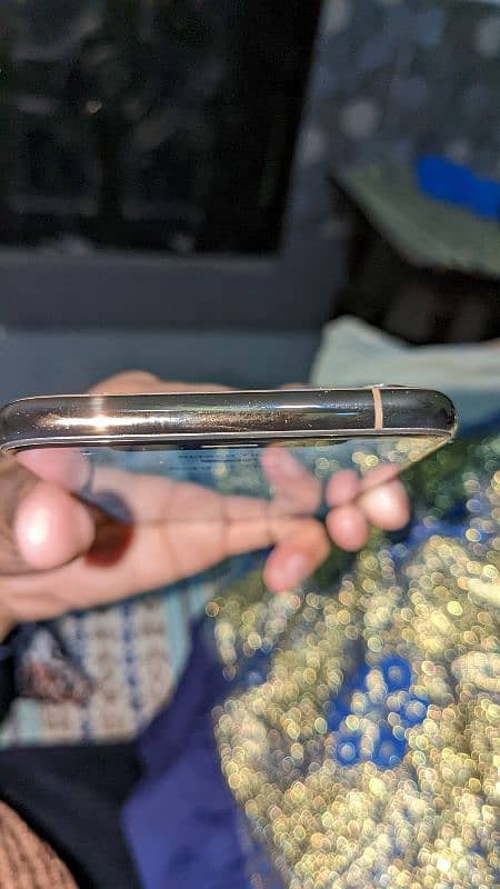 Iphone xs (PTA APPROVED) 2