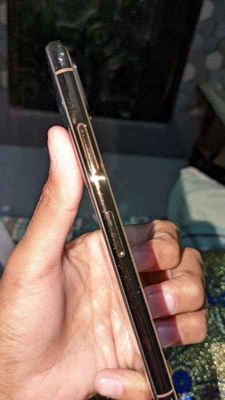 Iphone xs (PTA APPROVED) 4