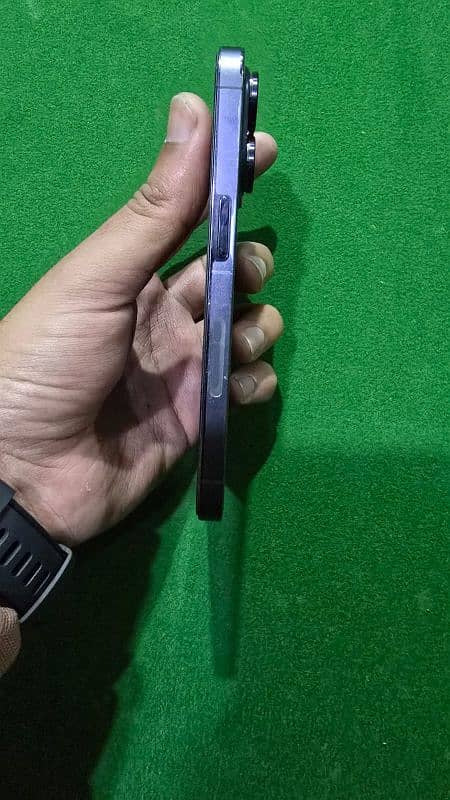 Iphone 14 pro deep purple 03227373727 1