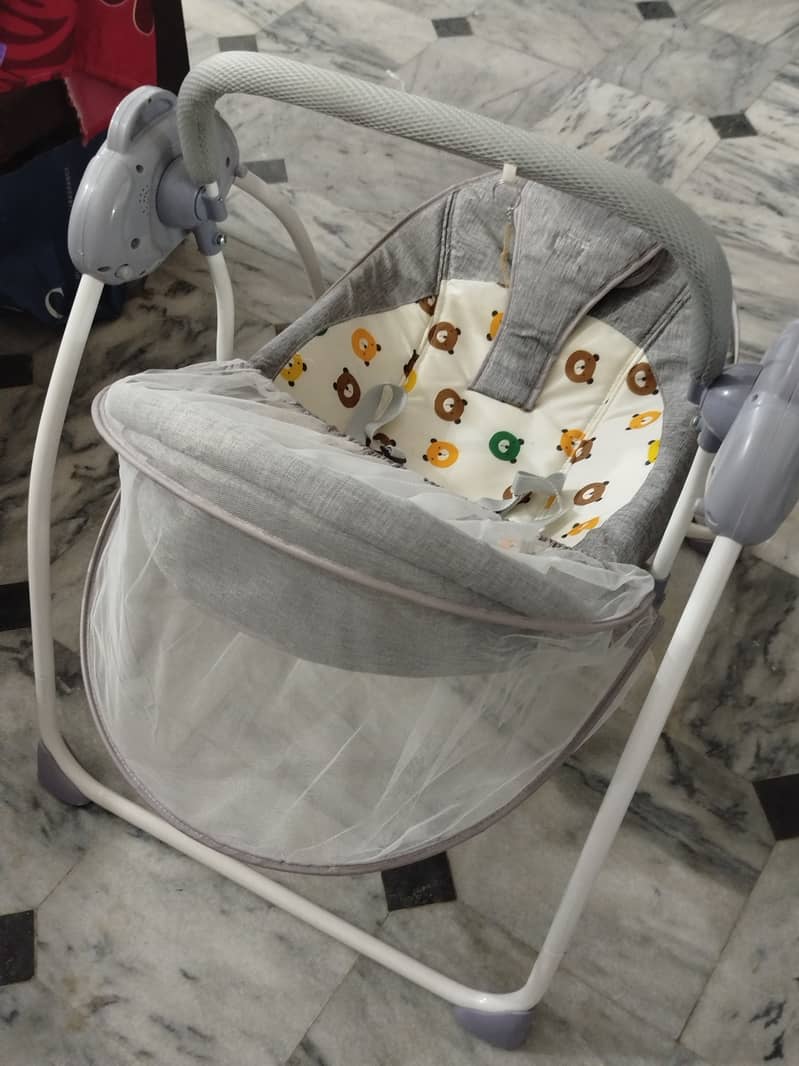 Electric Swing Cot 0