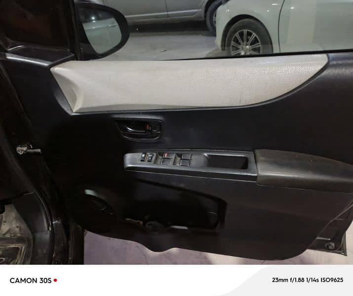 Toyota Vitz 2013 Clear 2016  Two piece Touchup 10by10 16