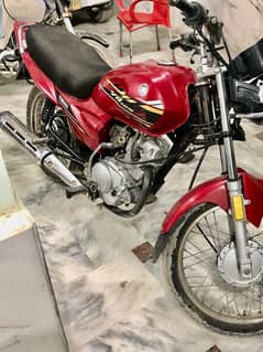 yamaha ybz 2020 red color