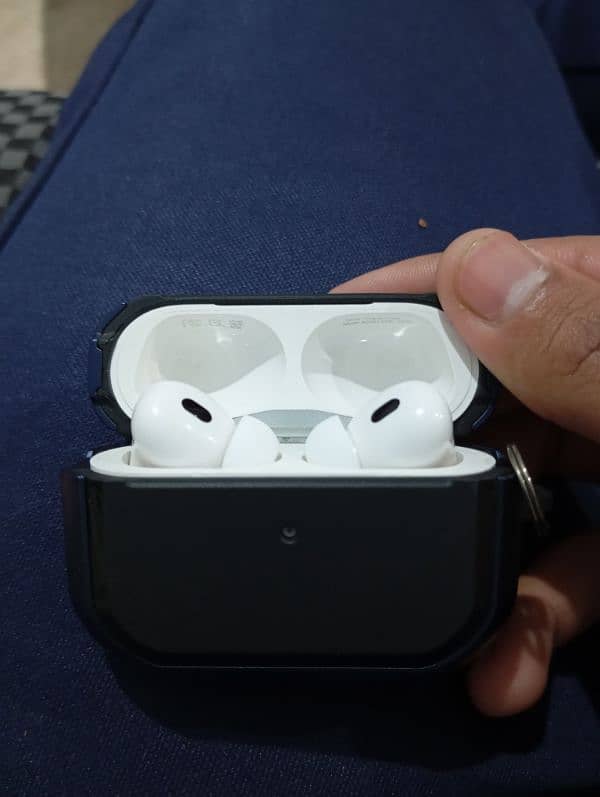 APPLE AIRPODS PRO 2nd GENERATION. 7