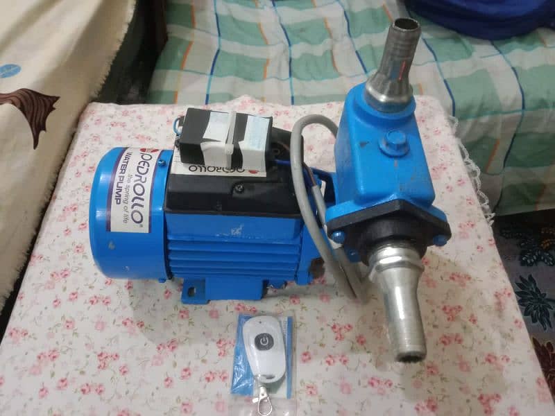 Water Vaccume  Pump with Remot Control 2