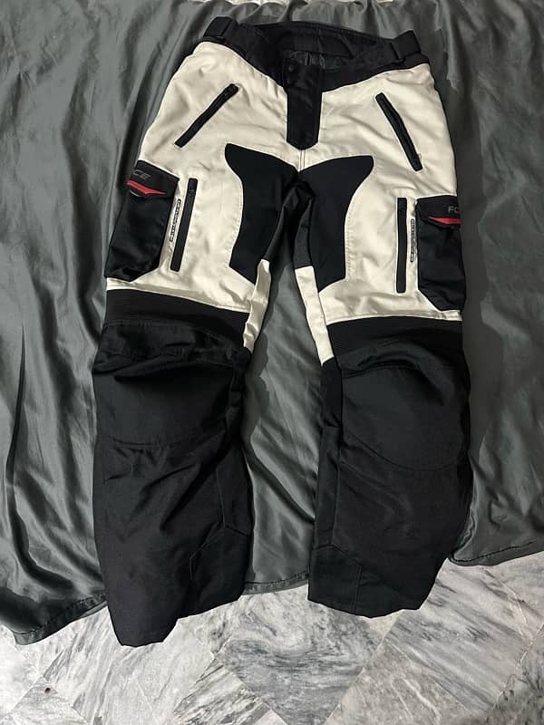 Brand New FORCE Riding Suit 8