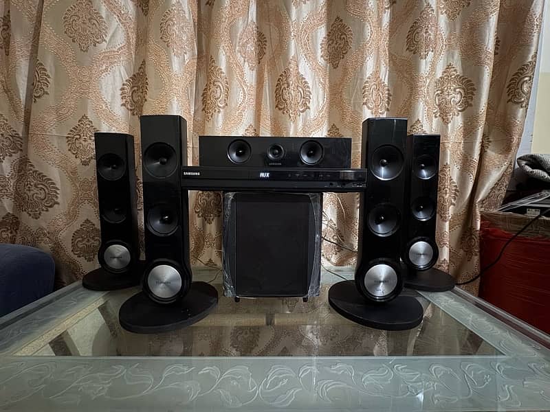 Samsung home theatre system 5.1 0