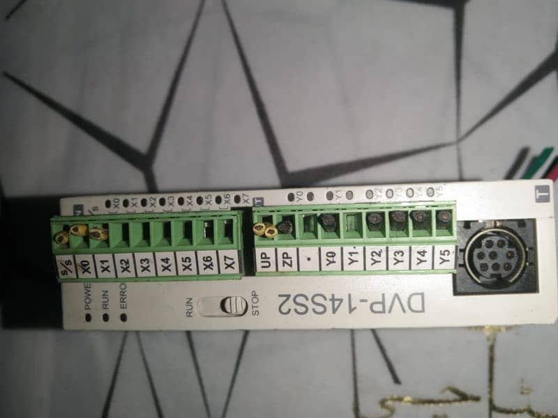 Delta DVP-14SS211T PLC with RS485 Port 0