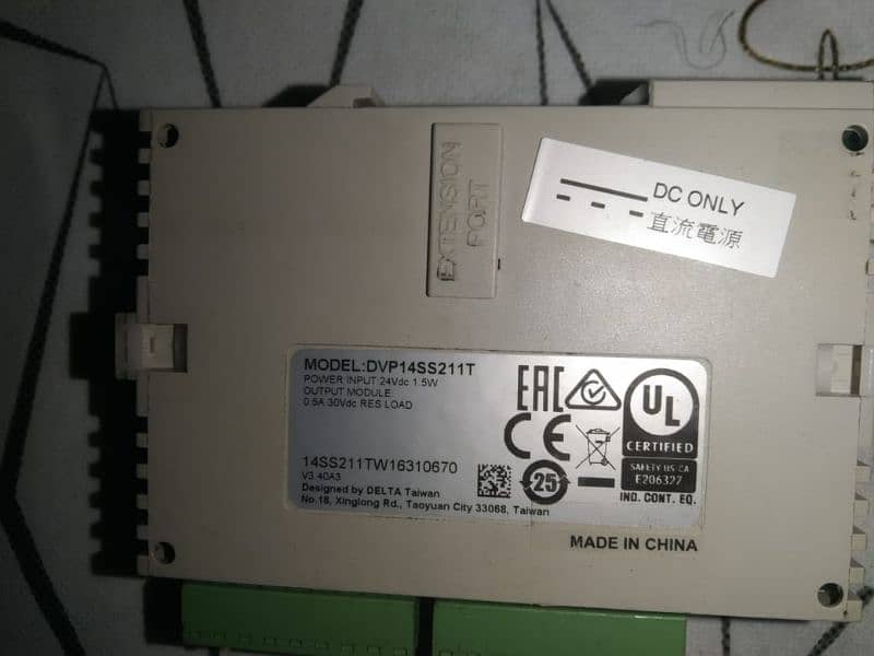 Delta DVP-14SS211T PLC with RS485 Port 1