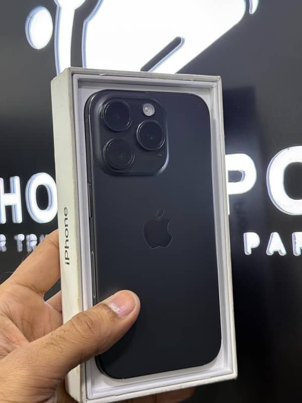 Iphone 15 pro 256gb non pta jv with Box       11 12 13 14 16 0