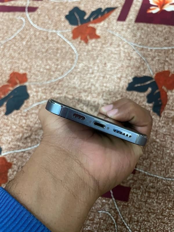 I phone 13pro max 128gb 9