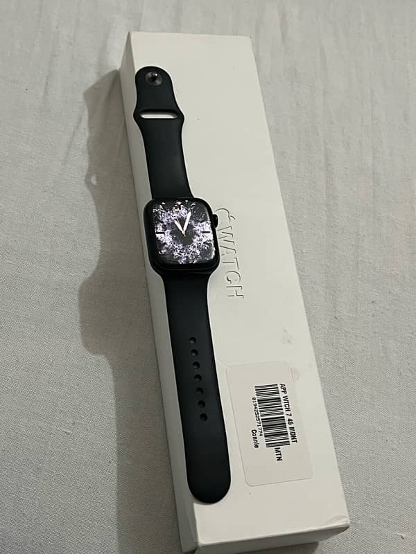 apple series 7 45mm with complete box 4