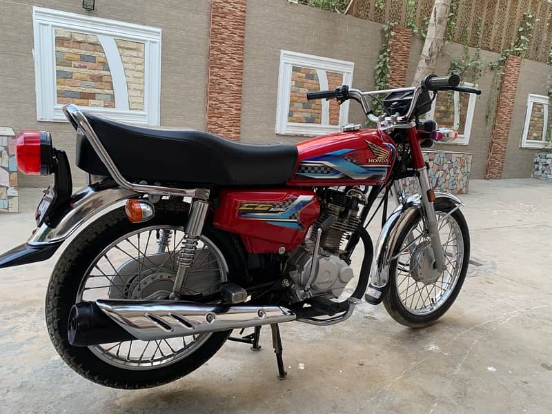 Honda 125 (2024) 10/10 0