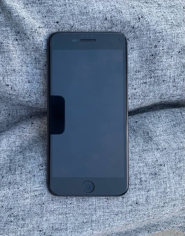 IPhone 8plus in original condition along with original charger 1