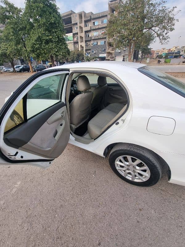 Toyota Corolla Axio X 1.5 2007/13 13