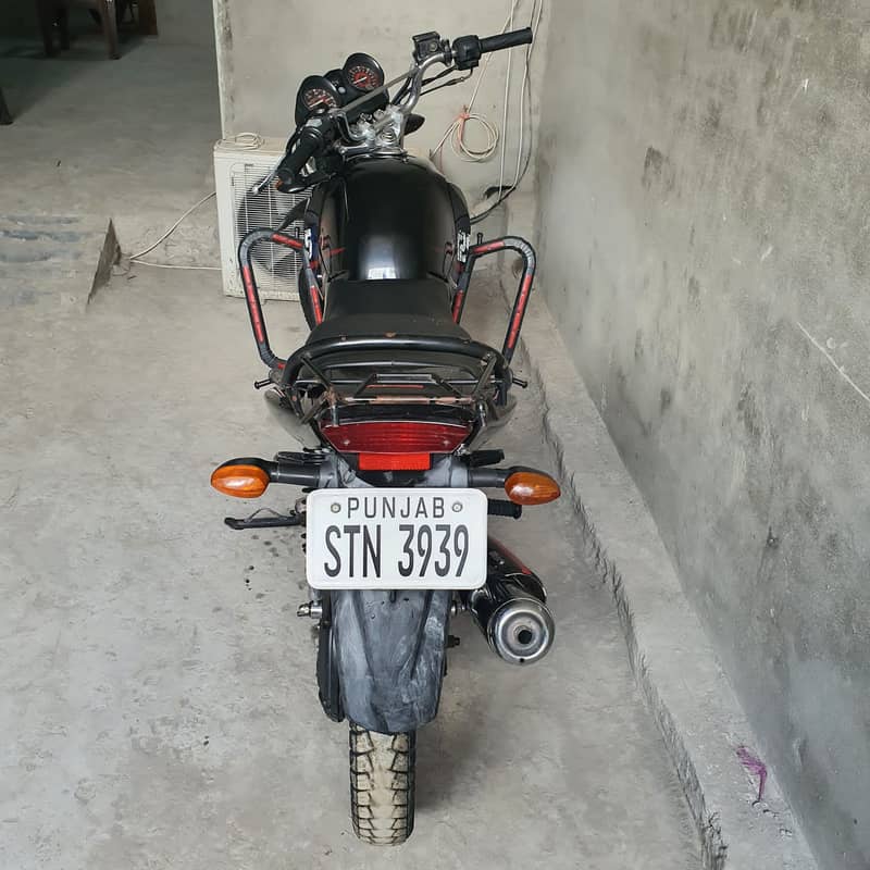 Yamaha YBR G 125 for urgent sale 1