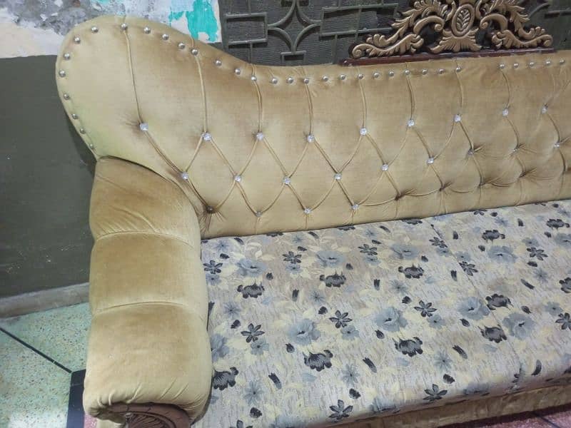 Sofa set full read add please 8