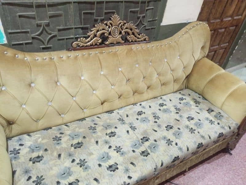 Sofa set full read add please 9