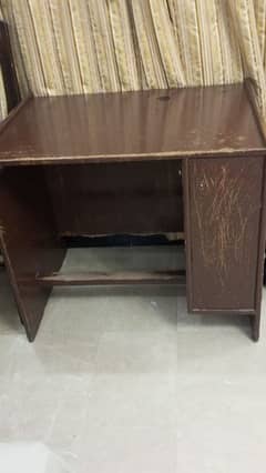 Computer Table for Sale!