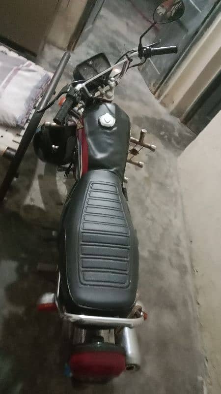 Honda 125 Red color All Punjab register 0