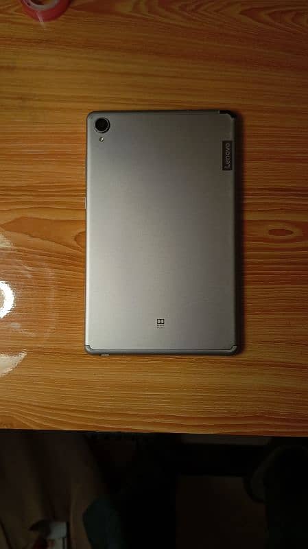 Lenovo m8 tab for sale 1