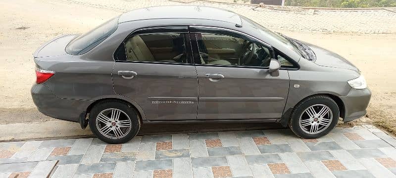 Honda City IDSI 2008 11