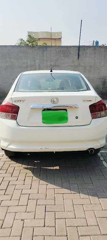 Honda City IVTEC 2013. . . 03054215156. watsp 15