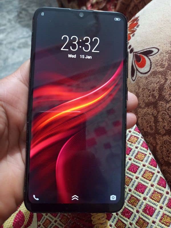 vivo y 90 all okay display mein Bas ek dot hai 1