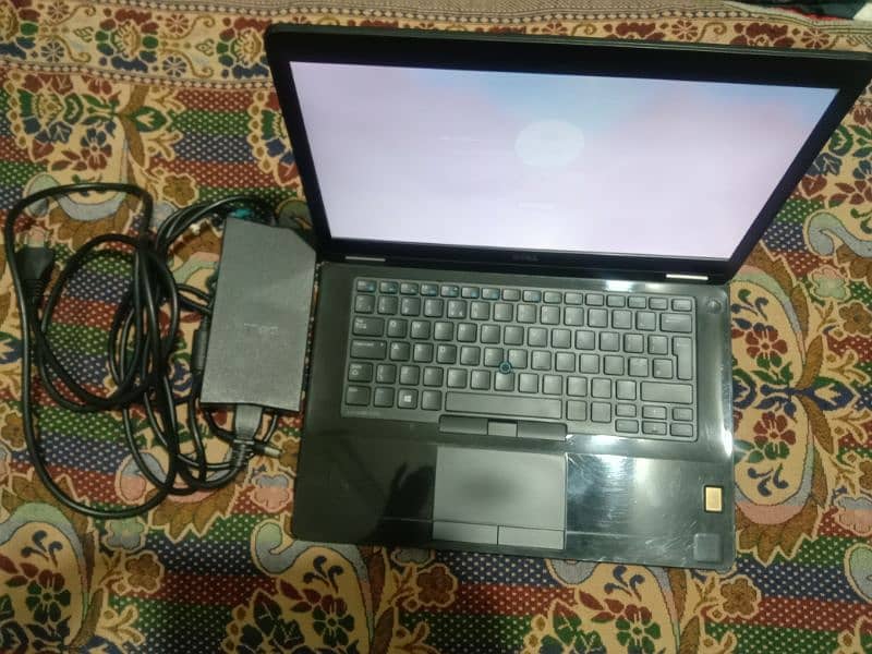 Dell Latitude E5470 Model In Good Condition 7