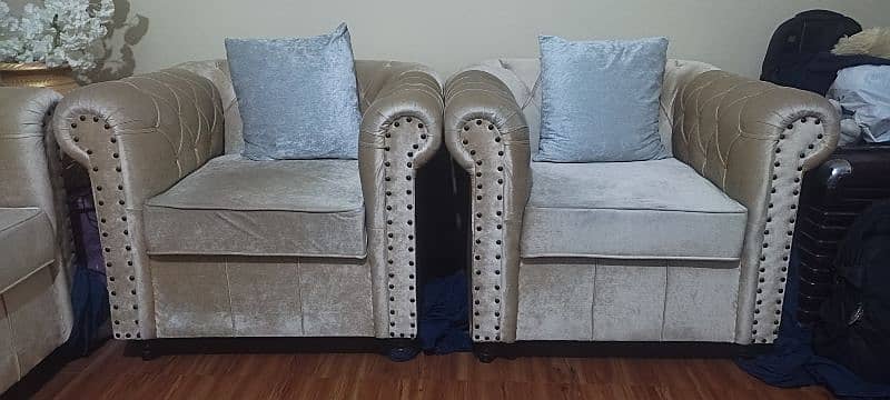 7 seater Sofa Set 0