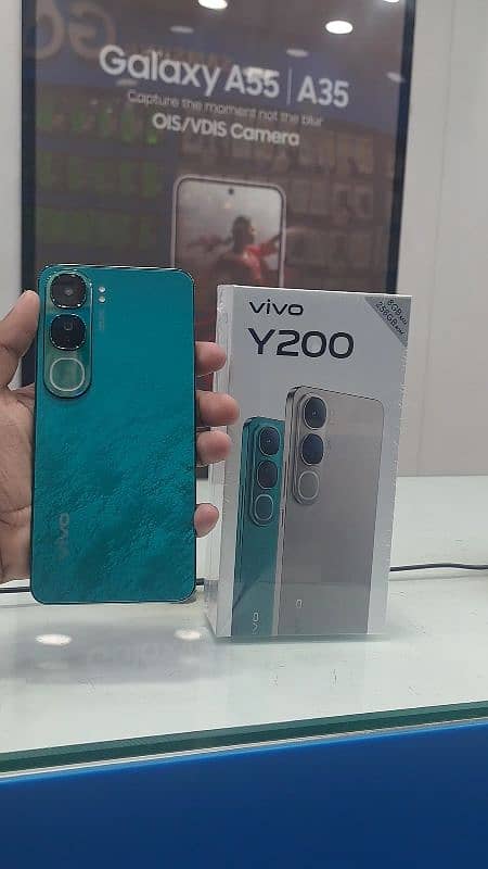 COMPONY PACK VIVO Y200 AVAILABLE IN ALL COLOURS 1