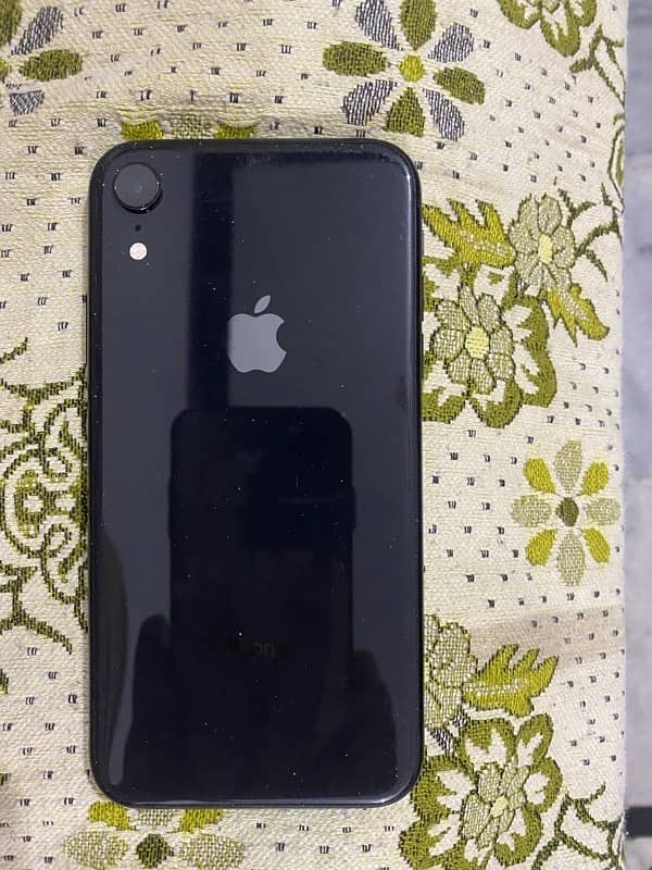 iphone XR 0