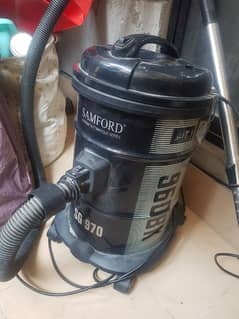 stamford Vacuum cleaner sellinng urgently