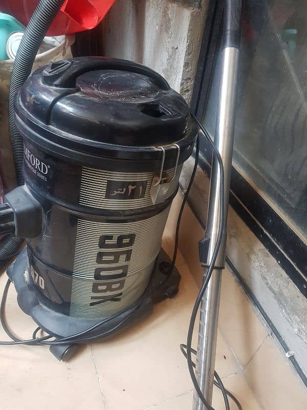 stamford Vacuum cleaner sellinng urgently 1