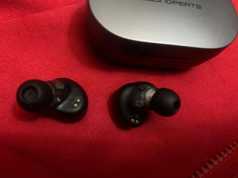 Soundpeats H1 HYBRID  EARBUDS 4