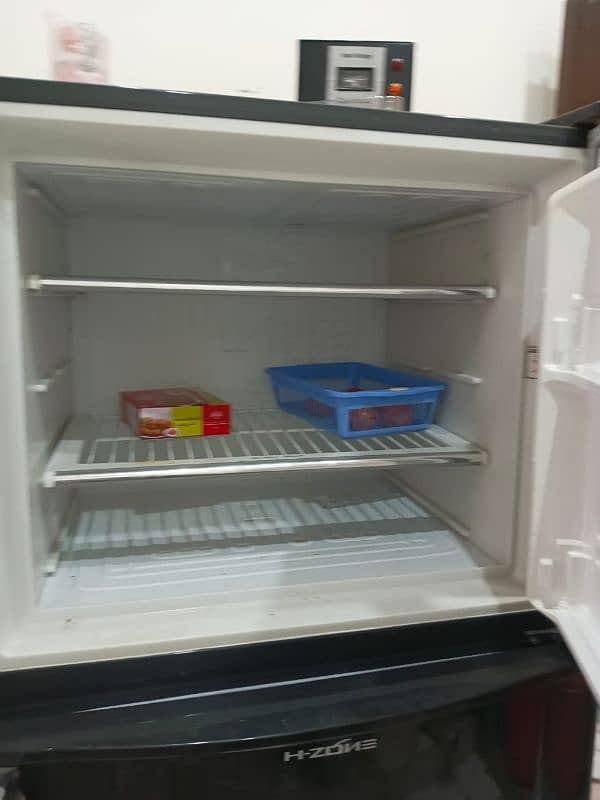 Dawlance  Fridge for Sale 4