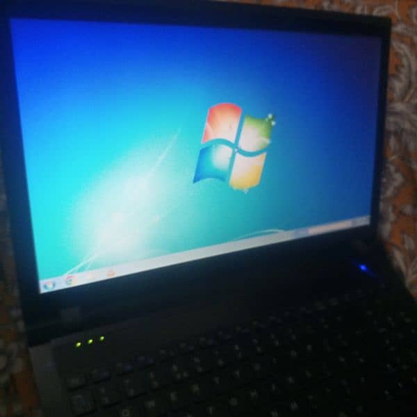 laptop for urgent sale brand RM core i3 all ok 2