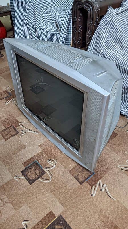 Sony Wega 27 Inch TV 1