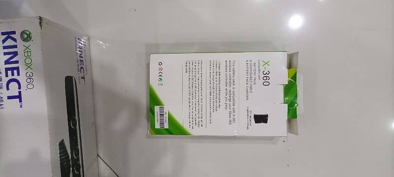 Xbox 360 500gb with two new remote,battery charger,Kinect 11