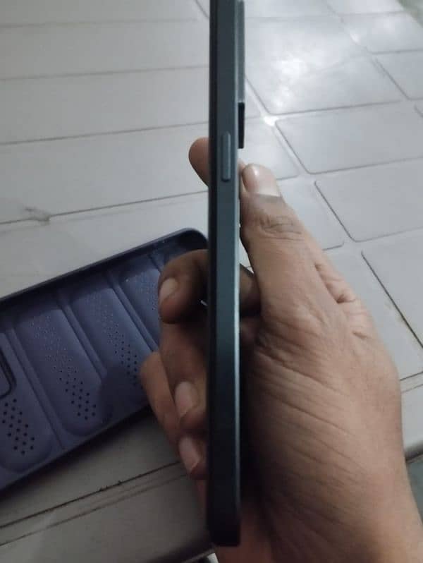 Oppo f21 pro 4