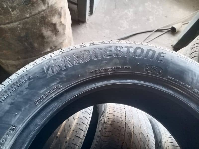 Honda Civic Tyre available 215/55R16 4