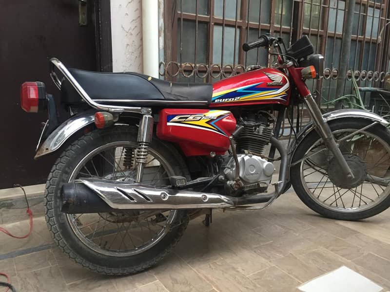 Honda CG 125 2019 3