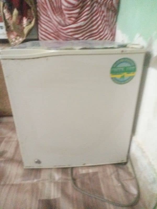 LG fridge for Sell  good condition 2