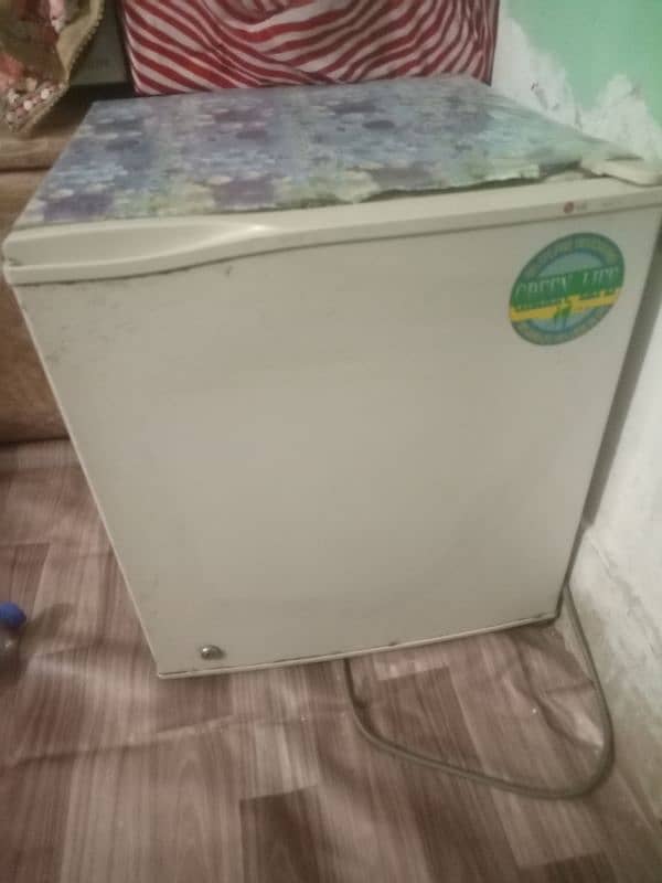 LG fridge for Sell  good condition 6