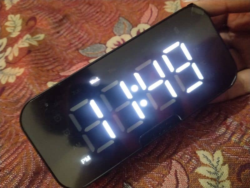 Bluetooth Speaker With Alarm Clock Free MP3 8