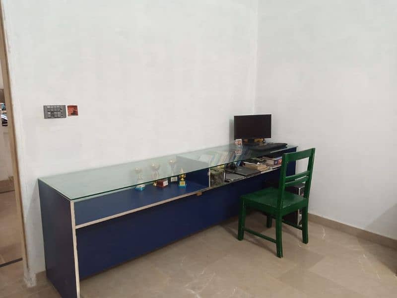 front glass counter table 0