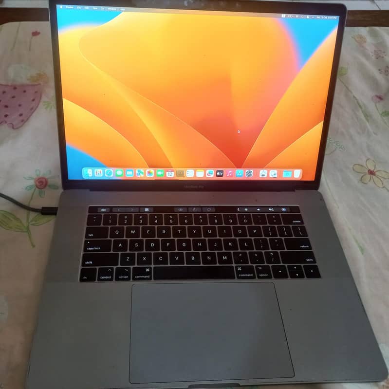 MacBook Pro-2017 15 Inch 4